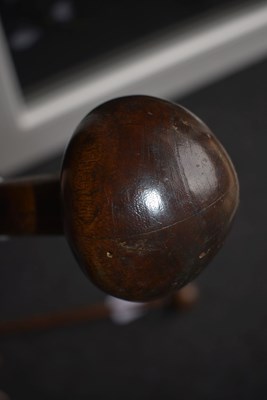 Lot 113 - A 19TH CENTURY ZULU KNOBKERRIE