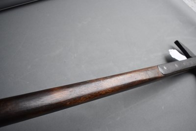 Lot 574 - GREAT BRITAIN - A LARGE 19TH CENTURY NAVAL BOARDING OR RIGGING AXE