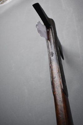 Lot 574 - GREAT BRITAIN - A LARGE 19TH CENTURY NAVAL BOARDING OR RIGGING AXE