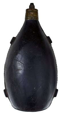 Lot 502 - A LARGE 18TH CENTURY GUNNER OR KEEPER'S POWDER FLASK