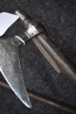 Lot 64 - A 19TH CENTURY INDIAN BULOVA AXE