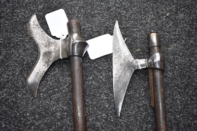 Lot 64 - A 19TH CENTURY INDIAN BULOVA AXE