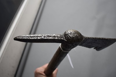 Lot 189 - UNITED STATES OF AMERICA - A TYPE III NAVAL BOARDING AXE