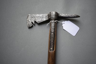 Lot 189 - UNITED STATES OF AMERICA - A TYPE III NAVAL BOARDING AXE
