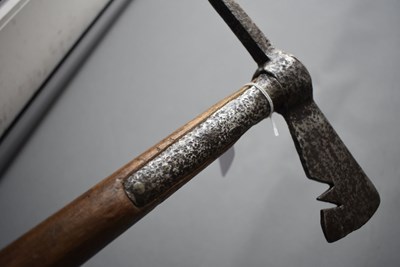 Lot 189 - UNITED STATES OF AMERICA - A TYPE III NAVAL BOARDING AXE