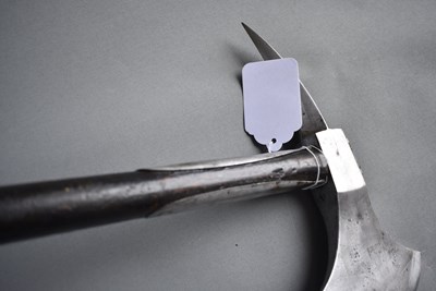 Lot 191 - NETHERLANDS - AN EARLY 19TH CENTURY NAVAL BOARDING AXE