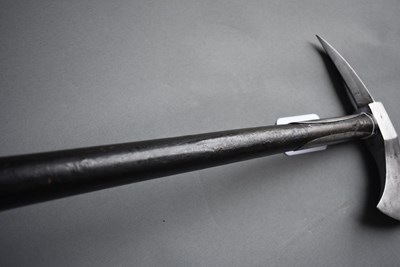 Lot 191 - NETHERLANDS - AN EARLY 19TH CENTURY NAVAL BOARDING AXE