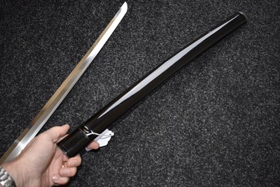 Lot 17 - A WAKIZASHI