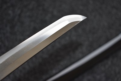 Lot 17 - A WAKIZASHI