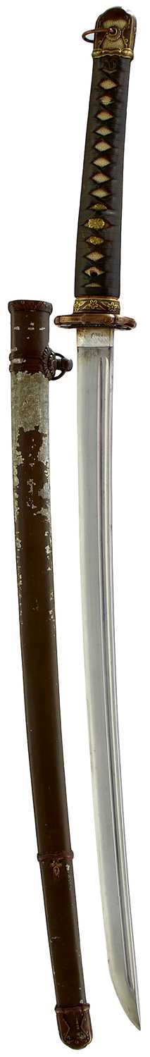 Lot 23 - A WAKIZASHI