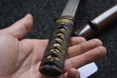 Lot 32 - TWO TANTO