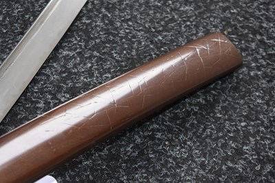 Lot 32 - TWO TANTO