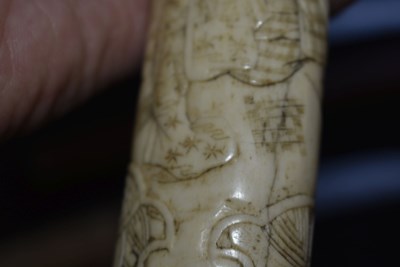 Lot 31 - TWO TANTO