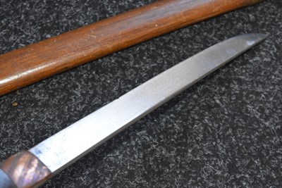 Lot 31 - TWO TANTO