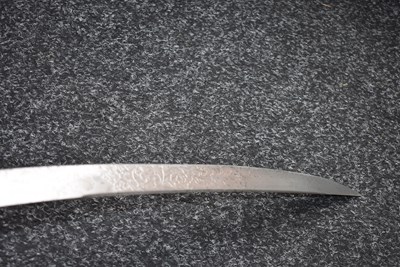 Lot 140 - A SCARCE REGIMENTALLY MARKED 1796 PATTERN LIGHT CAVALRY OFFICER'S SABRE TO THE 11TH LIGHT DRAGOONS