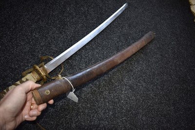 Lot 27 - A JAPANESE SHIN GUNTO