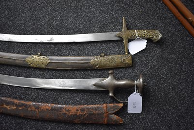 Lot 109 - A 19TH CENTURY PERSIAN SWORD
