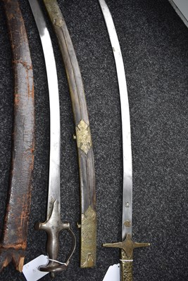 Lot 109 - A 19TH CENTURY PERSIAN SWORD