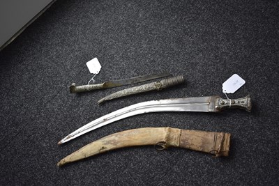 Lot 110 - A 19TH CENTURY TURKISH OTTOMAN KARD OR DAGGER