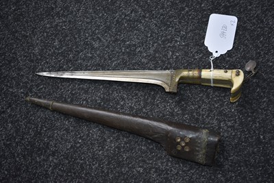 Lot 111 - A 19TH CENTURY PESH-KABZ OR DAGGER