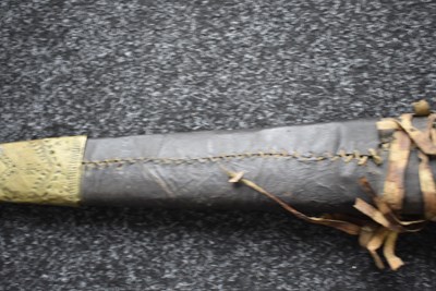 Lot 111 - A 19TH CENTURY PESH-KABZ OR DAGGER