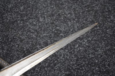 Lot 111 - A 19TH CENTURY PESH-KABZ OR DAGGER