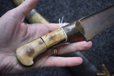 Lot 111 - A 19TH CENTURY PESH-KABZ OR DAGGER