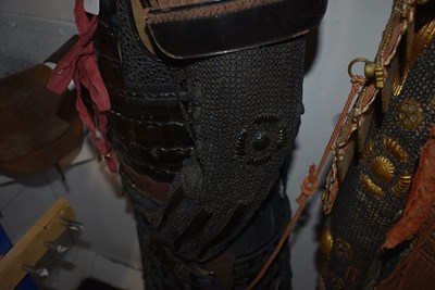 Lot 43 - A BLACK LACQUERED JAPANESE ARMOUR FOR A SAMURAI