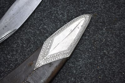 Lot 76 - A 19TH CENTURY INDIAN KUKRI