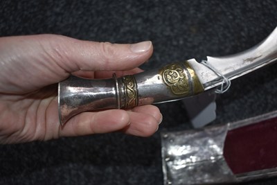 Lot 75 - A 19TH CENTURY PRESENTATION QUALITY INDIAN KUKRI