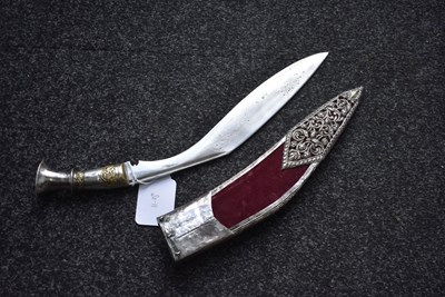 Lot 75 - A 19TH CENTURY PRESENTATION QUALITY INDIAN KUKRI