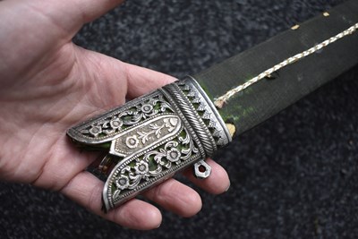 Lot 82 - A 19TH CENTURY INDIAN SOSSUN PATAH OR SWORD FOR A BOY