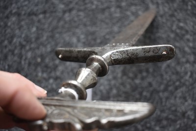 Lot 73 - AN 18TH CENTURY INDIAN CHILANUM OR DAGGER