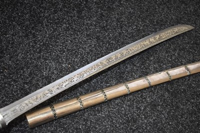 Lot 93 - A 19TH CENTURY BURMESE DHA