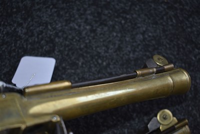Lot 378 - A SCARCE PAIR OF 18TH CENTURY FLINTLOCK WATERS PATENT BLUNDERBUSS PISTOLS