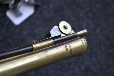 Lot 378 - A SCARCE PAIR OF 18TH CENTURY FLINTLOCK WATERS PATENT BLUNDERBUSS PISTOLS