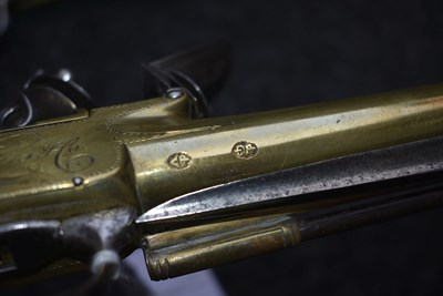 Lot 378 - A SCARCE PAIR OF 18TH CENTURY FLINTLOCK WATERS PATENT BLUNDERBUSS PISTOLS