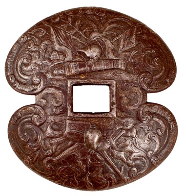 Lot 655 - AN 18TH CENTURY SMALL-SWORD GUARD
