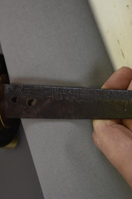 Lot 10 - A WAKIZASHI