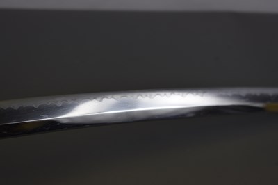 Lot 10 - A WAKIZASHI