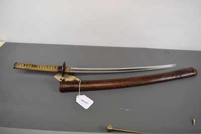 Lot 10 - A WAKIZASHI