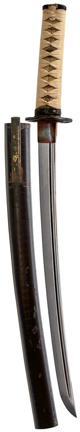 Lot 9 - A WAKIZASHI