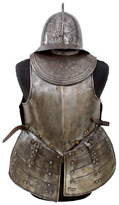 Lot 674 - A COMPOSITE ENGLISH CIVIL WAR PERIOD PIKEMAN'S ARMOUR