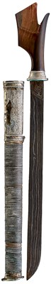 Lot 523 - A 19TH CENTURY INDONESIAN SULAWESI (TORAJA) ALAMANG OR SHORT SWORD