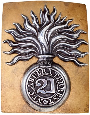 Lot 726 - AN OFFICER'S SHOULDER BELT PLATE OF THE 21ST REGIMENT OF FOOT (ROYAL NORTH BRITISH FUSILIERS)