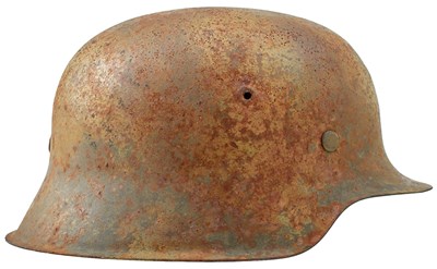 Lot 751 - A WORLD WAR II PERIOD GERMAN M42 CAMOUFLAGE STEEL HELMET