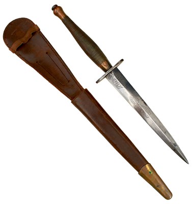 Lot 794 - A PRESENTATION SECOND PATTERN FAIRBAIRN-SYKES COMMANDO KNIFE OR DAGGER