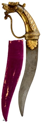 Lot 480 - A LATE 18TH CENTURY INDIAN YALI HILTED KHANJAR OR DAGGER