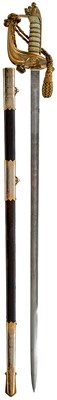Lot 583 - AN EIIR NAVAL OFFICER'S SWORD