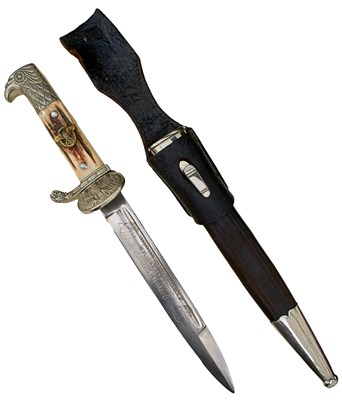 Lot 755 - THIRD REICH PRESENTATION POLICE BAYONET